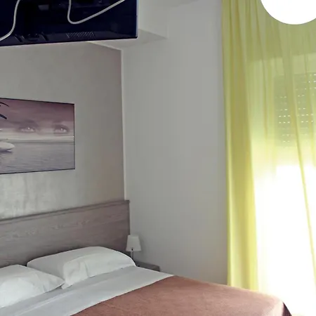 Nocleg ze śniadaniem Suitedelmare 3*