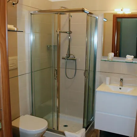 Bed & Breakfast Suitedelmare 3*