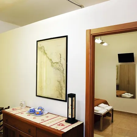 Couette-café Suitedelmare 3*