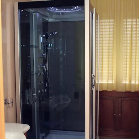 Couette-café Suitedelmare 3*